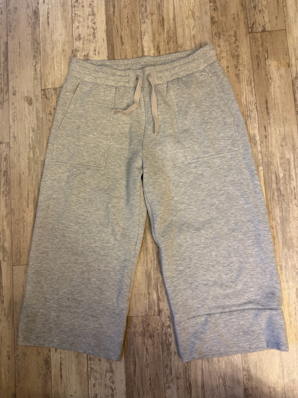Quince Light Heather Gray Cropped Sweatpants